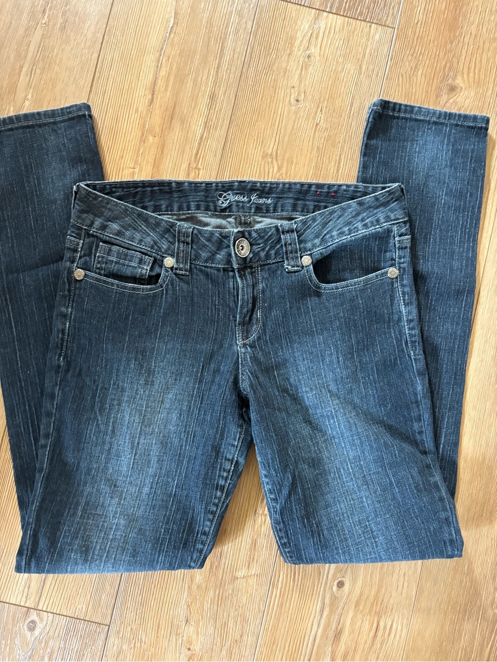 Guess Women’s Dark Blue Skinny Jeans